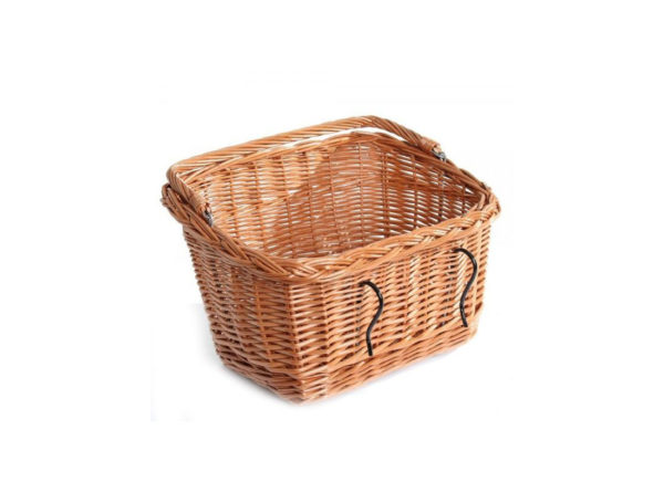 Proutěný košík, hranatý